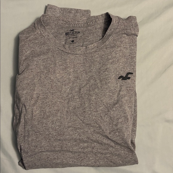 Hollister Men’s Gray Long Sleeves T-Shirt - Picture 3 of 4